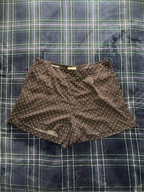 LOFT pleated soft flowy black polka dot shorts.Size 10.